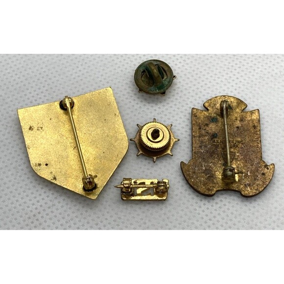 Vintage Lot of 5 Military Pin Coast Guard ROTC Gold Tone Lapel Pin USO - Picture 7 of 10
